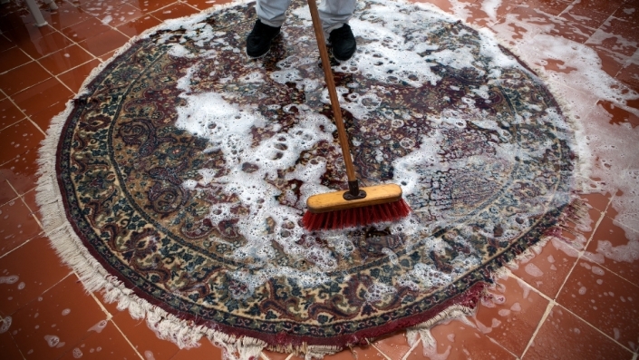 Bayraklı Halı Yıkama, Bayraklı Halı Yıkama Fiyatları, Bayraklı Halı Yıkama Firmaları, Bayraklı Halı Yıkamacı